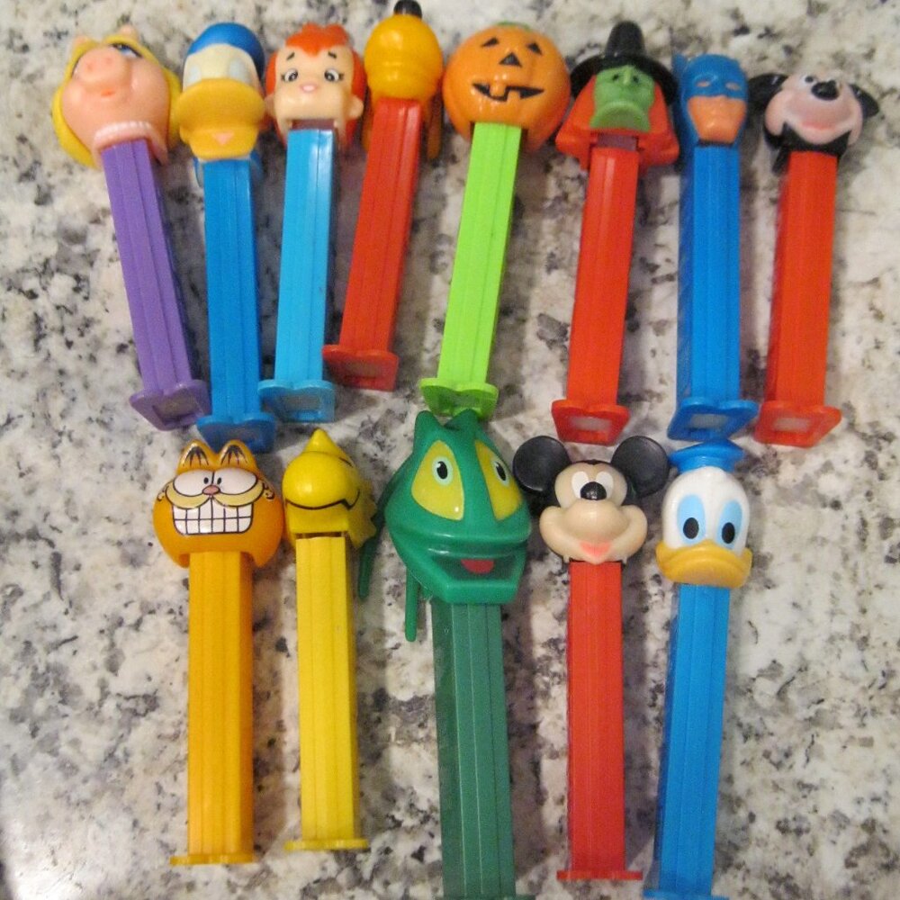 Lot Of 13 Pez Dispensers